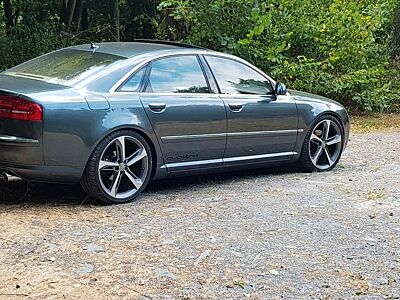Audi A8 3.0 TDI (DPF) tiptronic quattro -