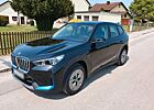 BMW iX1 xDrive30, driving assist plus, Navi, SHZ,LHZ