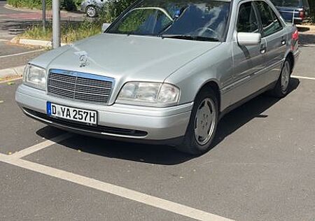 Mercedes-Benz C 220 D SPORT H-Zulassung