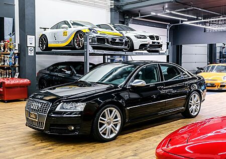 Audi S8 5.2 V10 Tiptronic Quattro