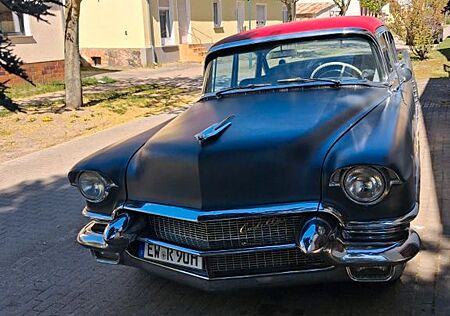Cadillac Fleetwood 1956 Sedan TÜV und H guter Zustand