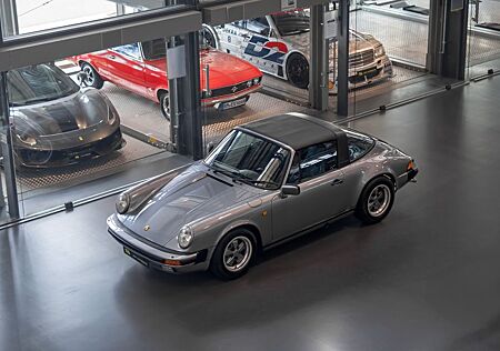 Porsche 911 Urmodell 911 Targa 3,2l Carrera - Jubiläumsmodell 1of 165
