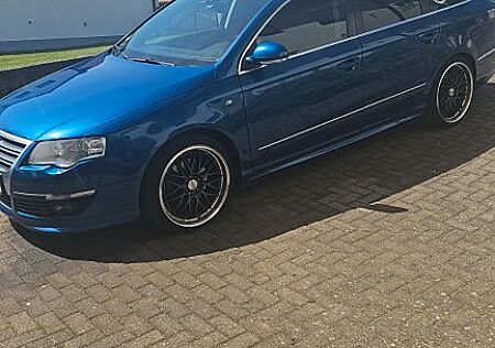 VW Passat Variant Volkswagen 2.0 TDI DPF DSG 125kW R-Line ...