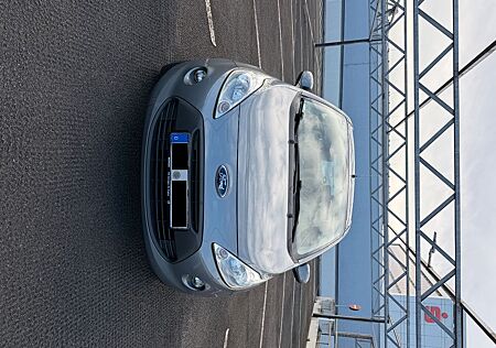 Ford Ka 2015 , gepflegt, neue Reifen, Bremsen