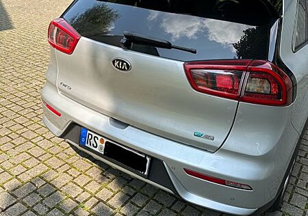 Kia Niro 1.6 HEV DCT Hybrid Spirit ADA LED
