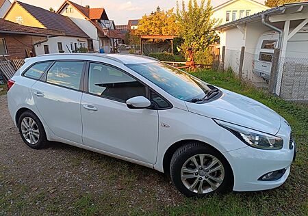 Kia Cee'd Sportswagon 1.4 CVVT Vision Sportswago...