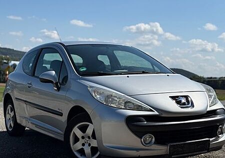 Peugeot 207 mit TÜV
