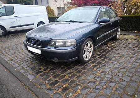 Volvo S60 2.4 Automatik , Klimaautomatik, AHK