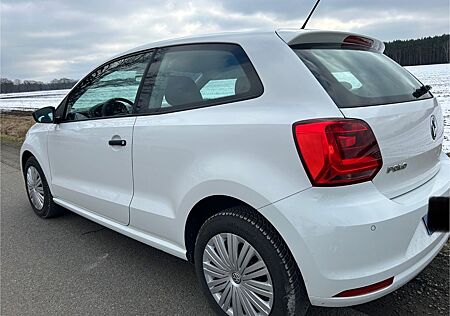 VW Polo Volkswagen 1.0 SCHECKHEFTGEPFLEGT, ALLWETTERREIF