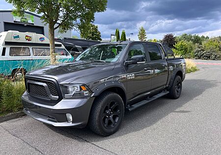 Dodge RAM bildschönes Fahrzeug im Topzustand