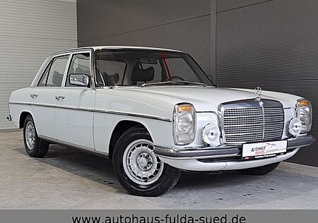 Mercedes-Benz 230 Strich Acht Lim. -4°H-Zulasssung°Autom°Leder