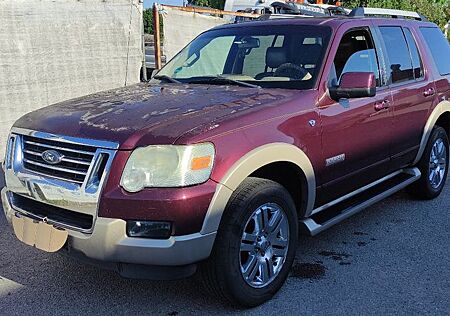 Ford Explorer V8 Eddi Bauer 7 seater