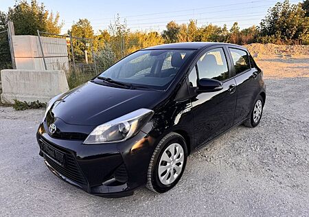 Toyota Yaris **Hybrid*Life*Navi*Kamera*LED*Keyless*