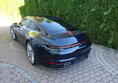 Porsche 992 4S Coupe PDK/450 PS/Allradantrieb