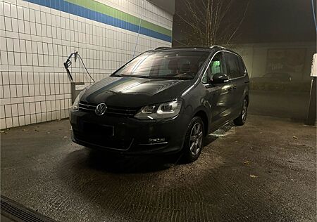 VW Sharan Volkswagen 2.0 TDI 7 Sitze Vollausstattung