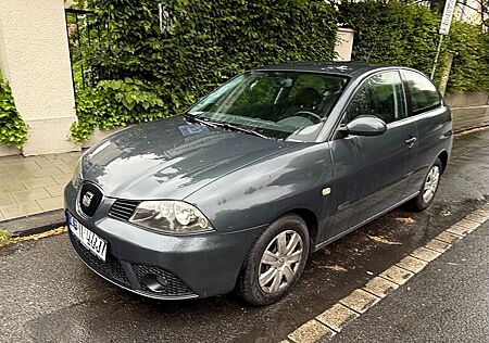 Seat Ibiza 1.4 16V 90PS Sport Edi. Silber Meta. ,86PS