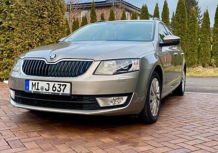 Skoda Octavia 1.6 TDI DSG Elegance Combi Elegance