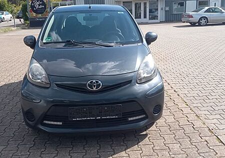 Toyota Aygo (X) Aygo (X)
