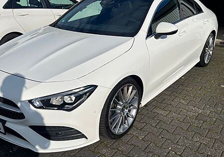 Mercedes-Benz CLA 200 AMG-Line