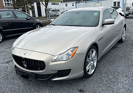 Maserati Quattroporte 3.8 V8 GTS Alcantara Himmel*TV*Voll