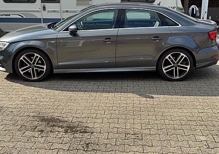 Audi A3 Sline Limousine 2,0 TDI, Quattro