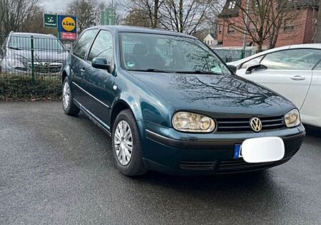VW Golf Volkswagen 1.4 Basis