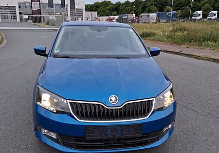 Skoda Fabia 1.2l TSI 66kW Joy Joy