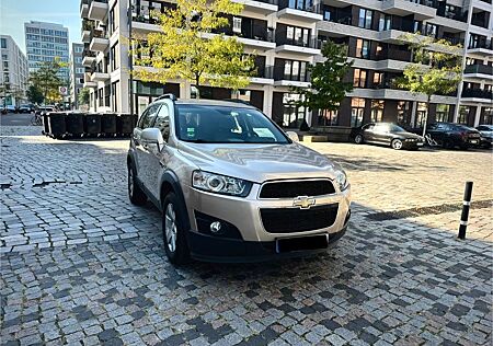 Chevrolet Captiva 2.4 LT 2WD 7-Sitzer LT