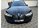 BMW iX xDrive 40 Voll Luft/AHK/SKYLounge/Sport 108k