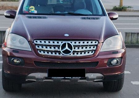 Mercedes-Benz ML 320 CDI AIRMATIC 4X4 Viel Sonderausstattunge