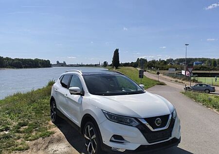 Nissan Qashqai 1.2 DIG-T Tekna+ | AHK | Vollausstattung