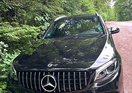 Mercedes-Benz GLC 43 AMG Mercedes-AMG GLC 43 4MATIC Autom....