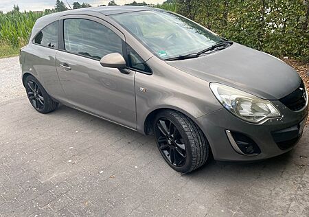 Opel Corsa 1.4 Color Elegance, 3-Türer, Muskatgrau