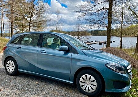 Mercedes-Benz B 180 BlueEFFICIENCY Edition Edition