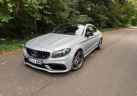 Mercedes-Benz C 63 AMG Mercedes-AMG C 63 S Autom. Mercedes...