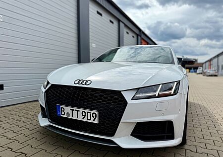 Audi TT Coupe 2.0 TFSI S tronic quattro -