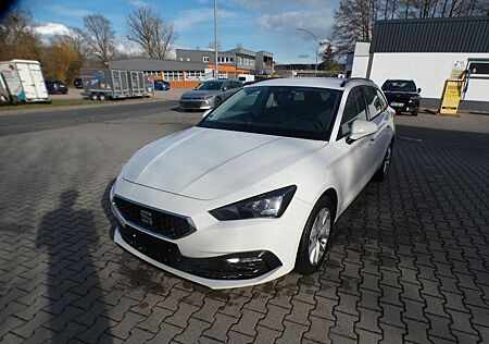 Seat Leon Sportstourer Style 2.0TDI DSG Navi SHZ LED