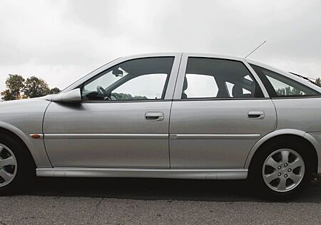 Opel Vectra 1.6 16V Selection Comfort Selection C...