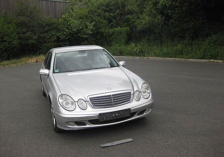 Mercedes-Benz E 220 CDI CLASSIC Classic
