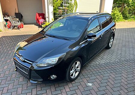Ford Focus 1,6TDCi 85kW S/S Edition/gepflegt!