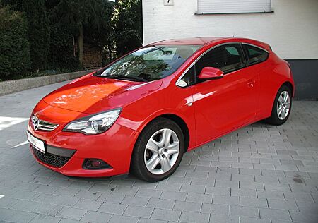 Opel Astra GTC 1.4 Turbo 103kW -