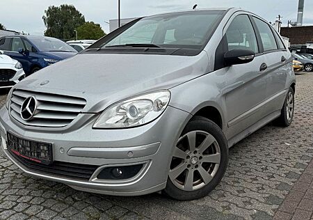 Mercedes-Benz B 150 KLIMA-AHK-PDC-SHZ-