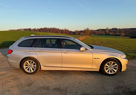 BMW 525d Touring - 6 Zylinder, Automatik, AHK, 8-Fac