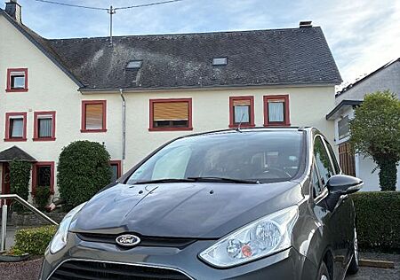 Ford B-Max Top Zustand, AHK, 8fach bereift