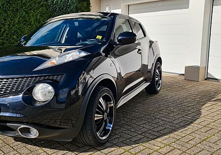 Nissan Juke 1.6 DIG-T Tekna 4x4 CVT-M6 Tekna