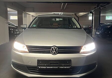 VW Jetta Volkswagen 1.6 TDI