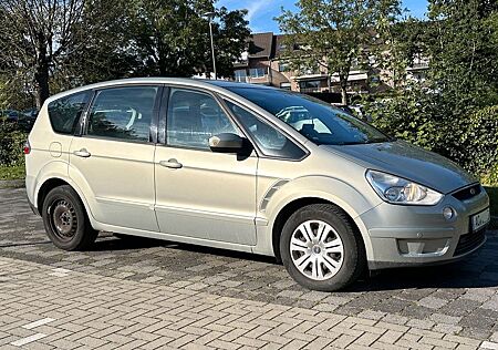 Ford S-Max 1,8 TDCi 125 PS DPF