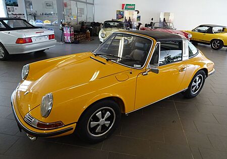 Porsche 911 Urmodell 911 2,4 Targa Ölklappe