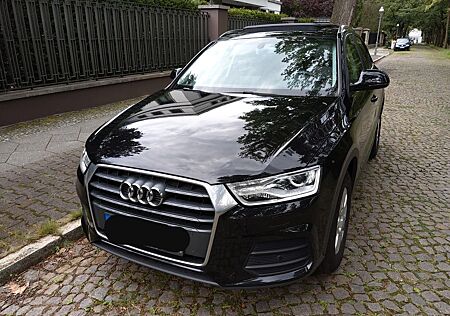 Audi Q3 1.4 TFSI Erste Hand SH SD Alcantara Leder