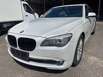 BMW 730 Baureihe 7 730d/S-Dach/KAMERA/PERLMUTT